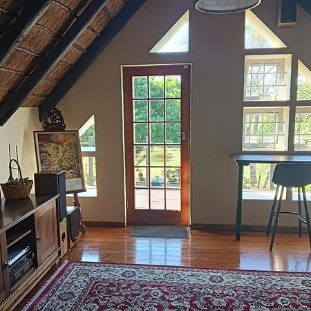 Bed and Breakfast Little Tree Loft 2 à Uitenhage Extérieur photo